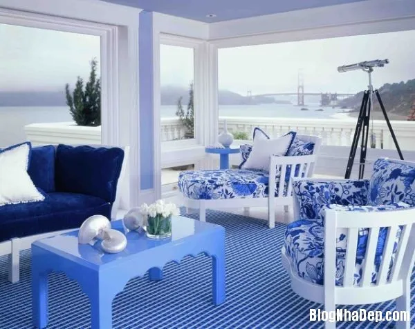 Phòng khách bình yên và thư giãn với gam màu xanh