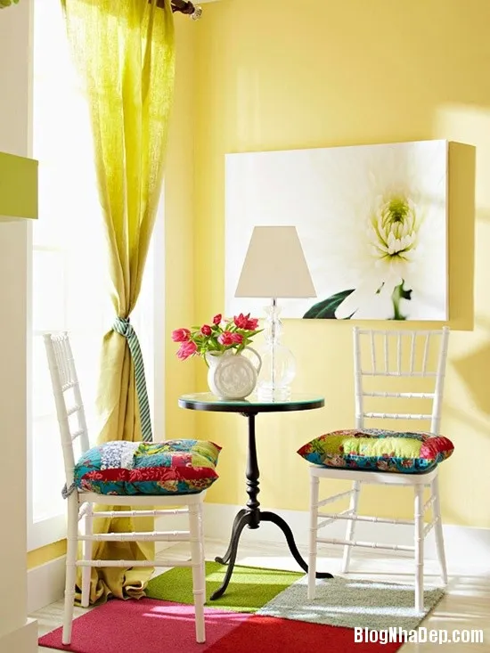 Trang trí phòng khách sắc màu mang đậm hơi thở mùa xuân