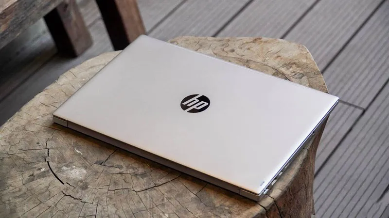 Sạc pin laptop HP bao lâu thì đầy? Tips sạc nhanh